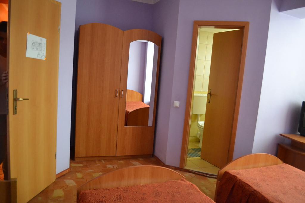 Pension Coral Baia Mare Exterior photo